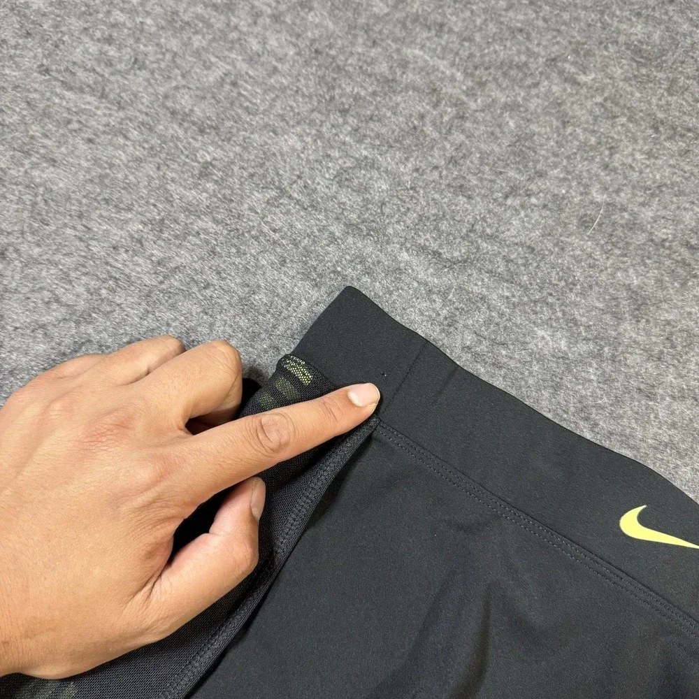 Nike‎ Pro Dri-FIT Women's Black Athletic Tennis Skort S Built-in Shorts Sports
